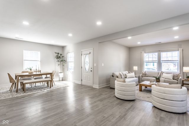 737 N Pershing Avenue, Indianapolis, IN 46222