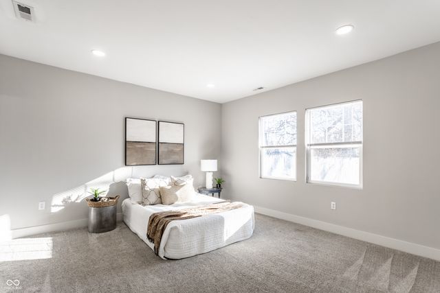 737 N Pershing Avenue, Indianapolis, IN 46222