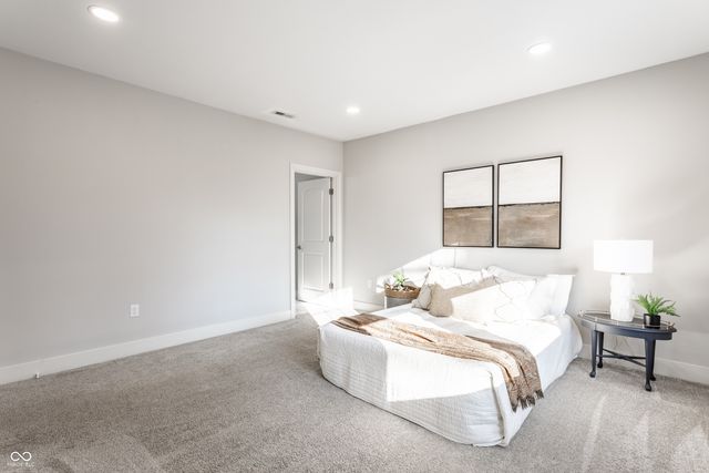 737 N Pershing Avenue, Indianapolis, IN 46222