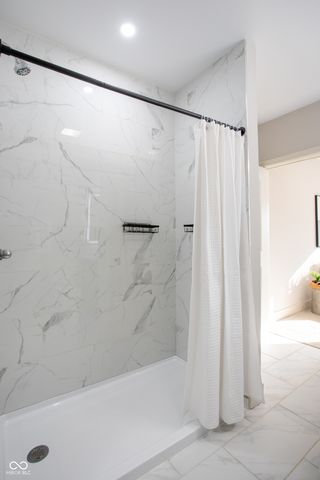 737 N Pershing Avenue, Indianapolis, IN 46222