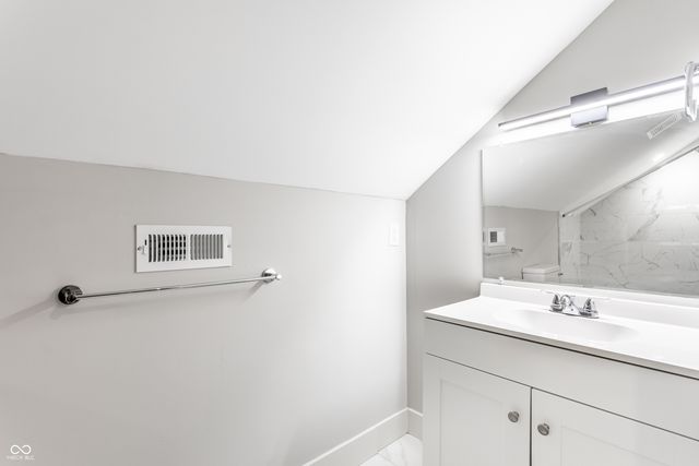 737 N Pershing Avenue, Indianapolis, IN 46222