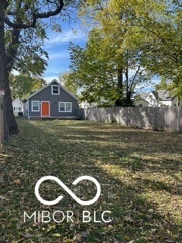 737 N Pershing Avenue, Indianapolis, IN 46222
