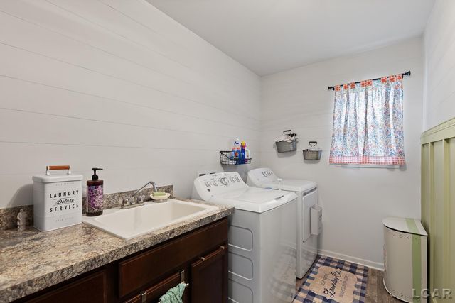 4563 Kelsey Avenue, Adrian, MI 49221