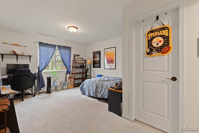 4563 Kelsey Avenue, Adrian, MI 49221