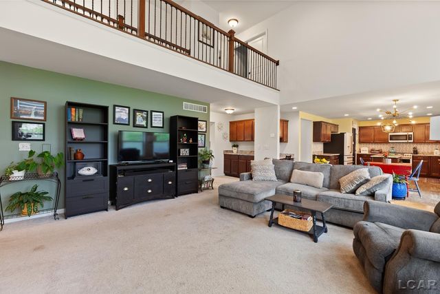 4563 Kelsey Avenue, Adrian, MI 49221