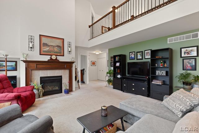 4563 Kelsey Avenue, Adrian, MI 49221