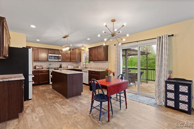 4563 Kelsey Avenue, Adrian, MI 49221