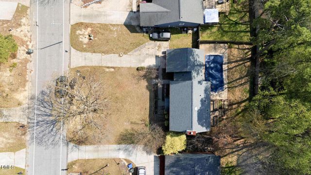 7438 Beaver Run Drive, Fayetteville, NC 28314