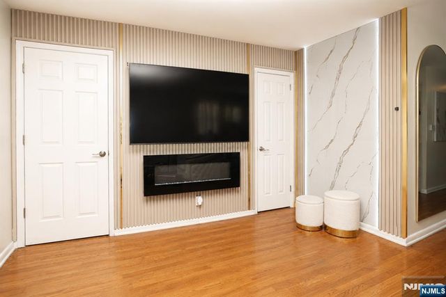 88 Manchester Place, Newark, NJ 07104