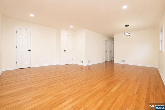 88 Manchester Place, Newark, NJ 07104