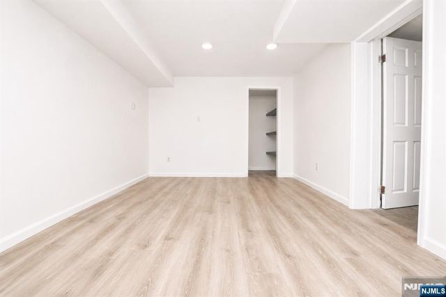 88 Manchester Place, Newark, NJ 07104