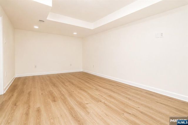 88 Manchester Place, Newark, NJ 07104