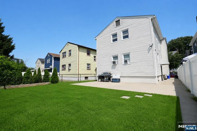 88 Manchester Place, Newark, NJ 07104