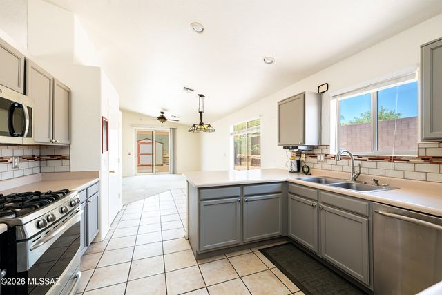 9003 E La Palma Drive, Tucson, AZ 85747
