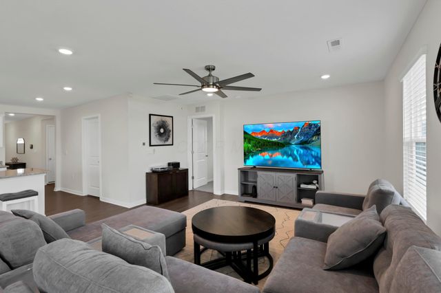 515 Hemingway Avenue, Lithopolis, OH 43136
