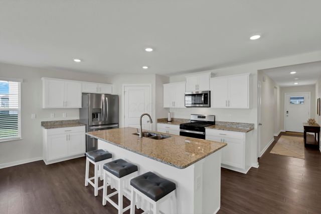 515 Hemingway Avenue, Lithopolis, OH 43136