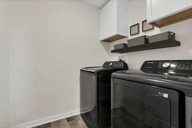 515 Hemingway Avenue, Lithopolis, OH 43136