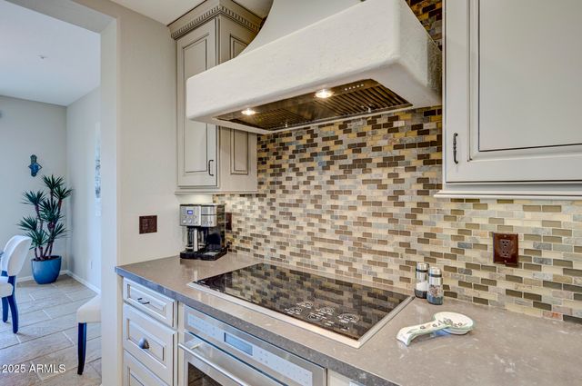 20802 N Grayhawk Drive 1131, Scottsdale, AZ 85255