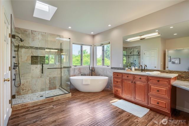 15810 SE 45th Place, Bellevue, WA 98006