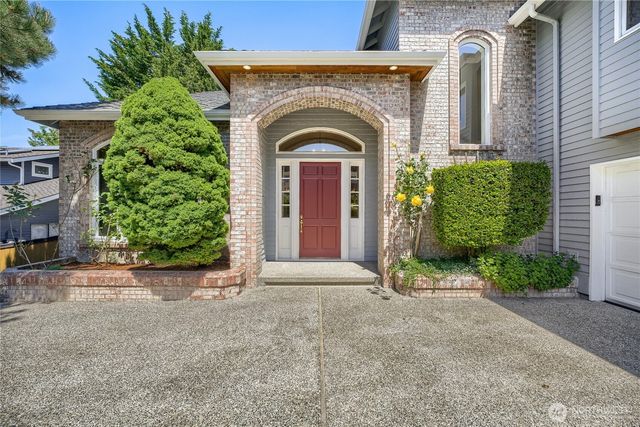 15810 SE 45th Place, Bellevue, WA 98006