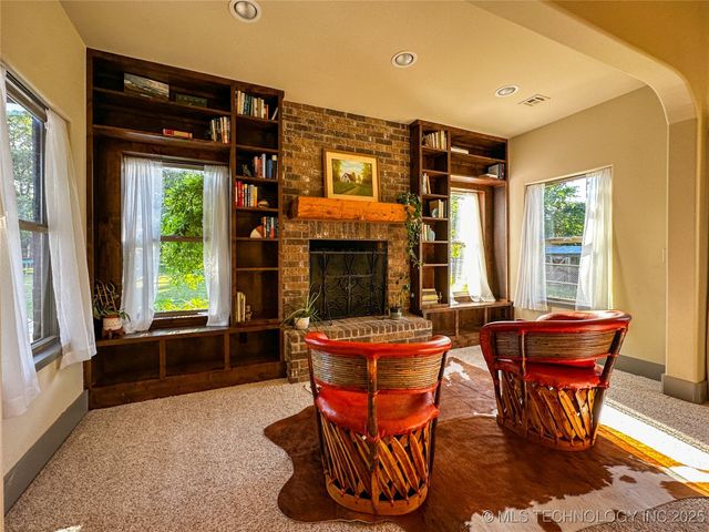 16012 N 145 Avenue, Collinsville, OK 74021