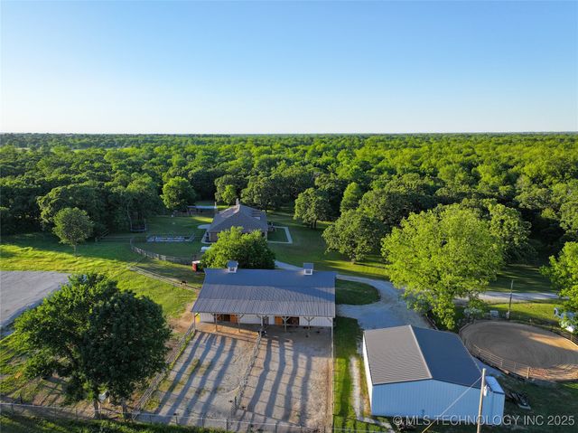 16012 N 145 Avenue, Collinsville, OK 74021