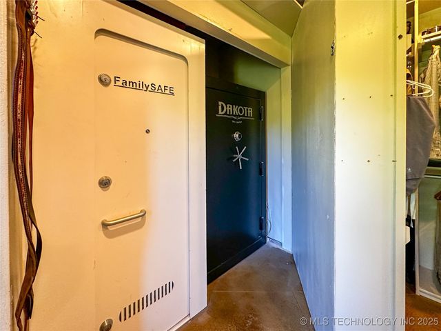 16012 N 145 Avenue, Collinsville, OK 74021