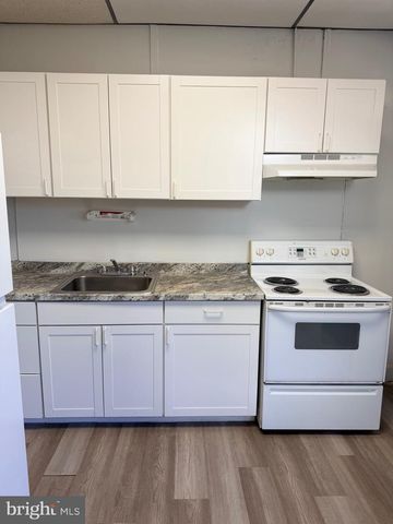 525 N 8TH ST, Lebanon, PA 17046