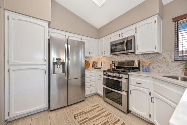 8277 Prior Way, Antelope, CA 95843