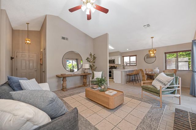 8277 Prior Way, Antelope, CA 95843
