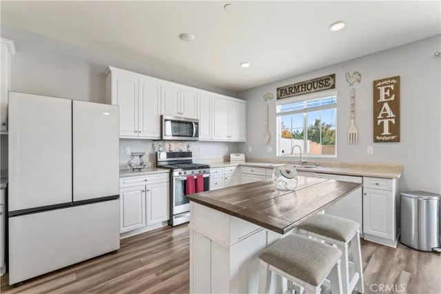 695 Poo Ish, San Jacinto, CA 92582