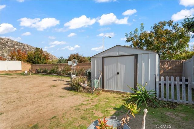 695 Poo Ish, San Jacinto, CA 92582