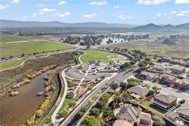 695 Poo Ish, San Jacinto, CA 92582