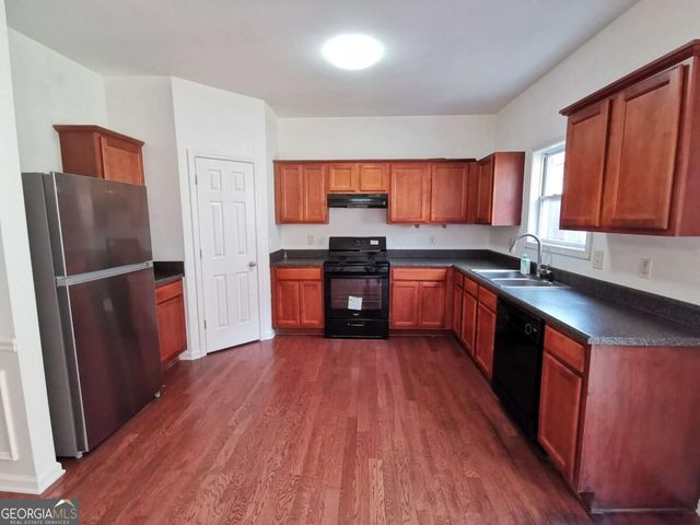 2073 Executive Drive, Duluth, GA 30096
