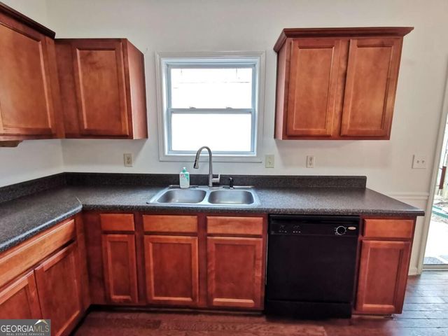 2073 Executive Drive, Duluth, GA 30096