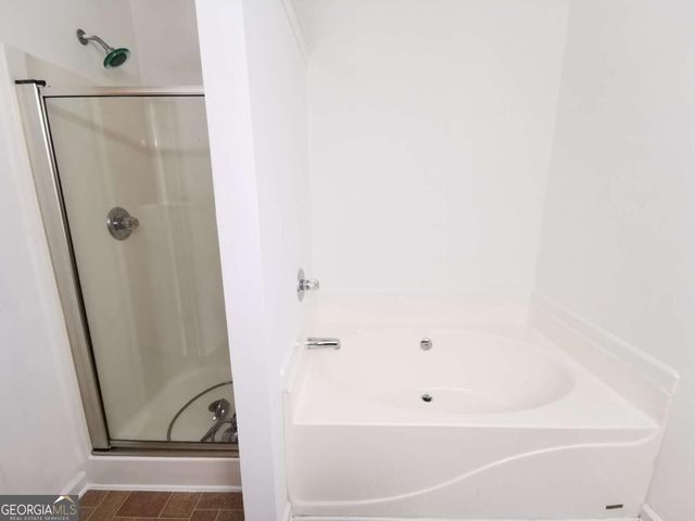 2073 Executive Drive, Duluth, GA 30096