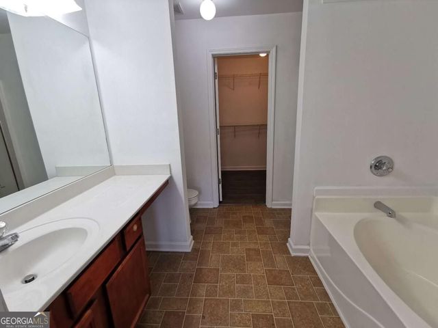 2073 Executive Drive, Duluth, GA 30096