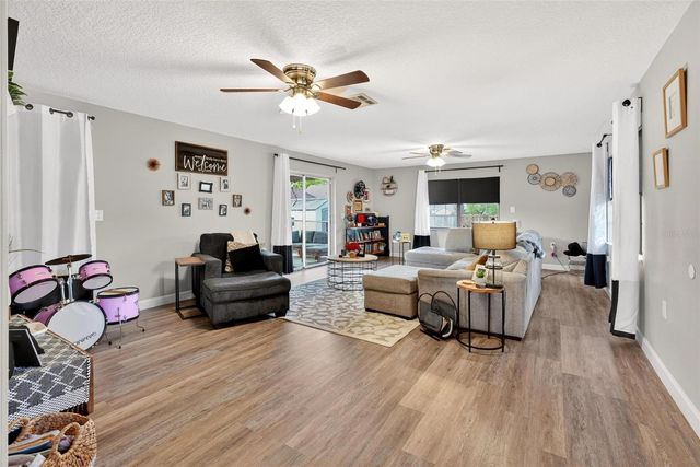 106 PORTLAND STREET, Eustis, FL 32726