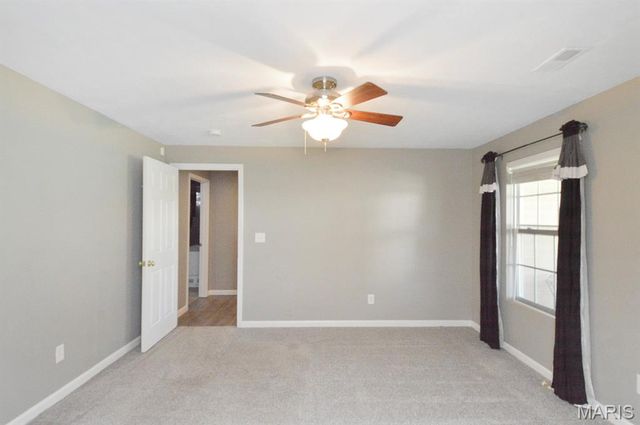 2648 Westinghouse Drive, Shiloh, IL 62221