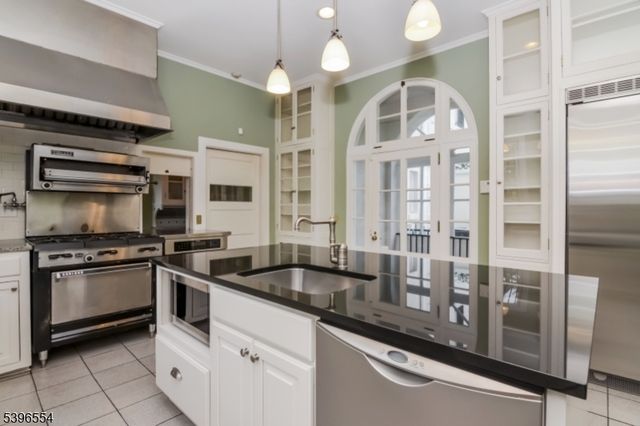 80 Glen Ave, West Orange Twp., NJ 07052