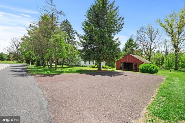 3904 LANDIS RD, Collegeville, PA 19426