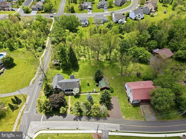 3904 LANDIS RD, Collegeville, PA 19426