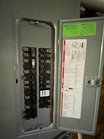 753 W King Street, Winona, MN 55987