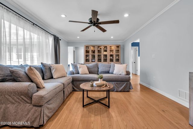 68 Leedsville Drive, Lincroft, NJ 07738