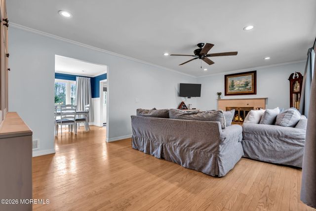 68 Leedsville Drive, Lincroft, NJ 07738