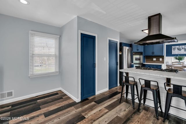 68 Leedsville Drive, Lincroft, NJ 07738
