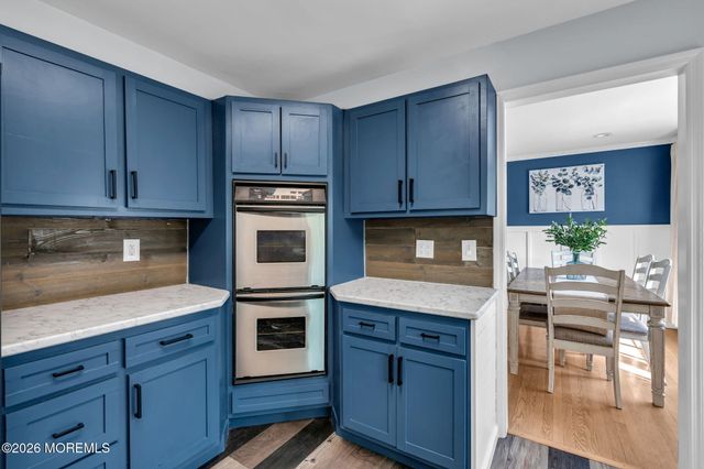 68 Leedsville Drive, Lincroft, NJ 07738
