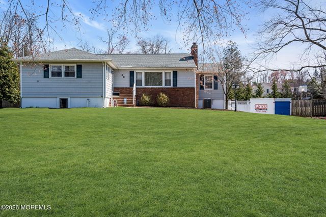 68 Leedsville Drive, Lincroft, NJ 07738