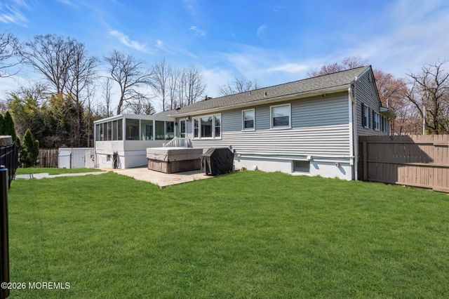 68 Leedsville Drive, Lincroft, NJ 07738