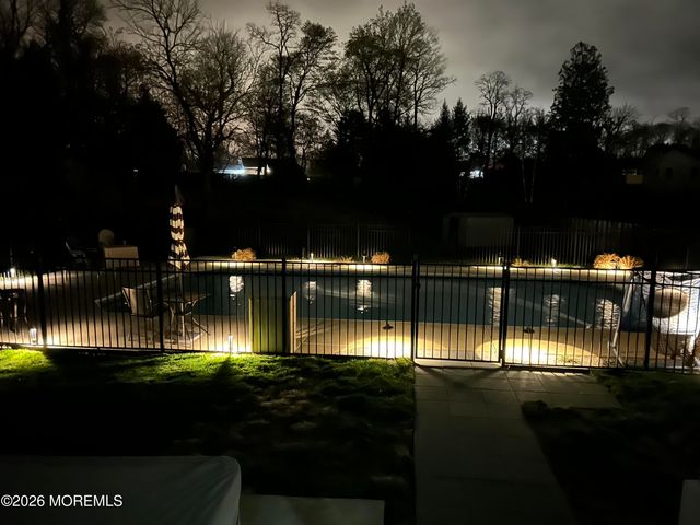 68 Leedsville Drive, Lincroft, NJ 07738